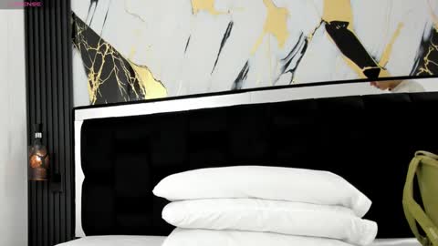 bunny online show from 11/19/25, 12:16