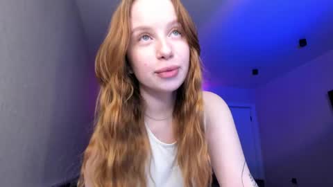 Snapshot of bunny_shinel chatting on 05/15/26, 02:35 Mary online show from 05/15/26, 02:35