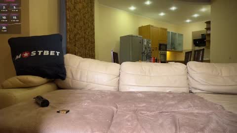 Bonny and Clide  Help us by thumbs up  online show from 01/31/25, 01:56