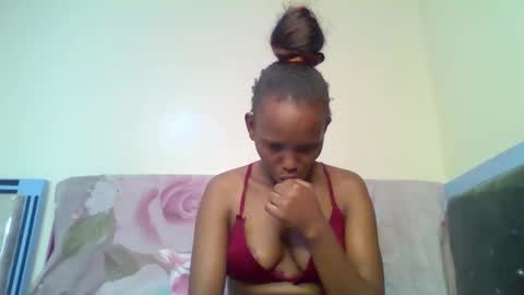 bunnydiva_ online show from 12/21/25, 01:51