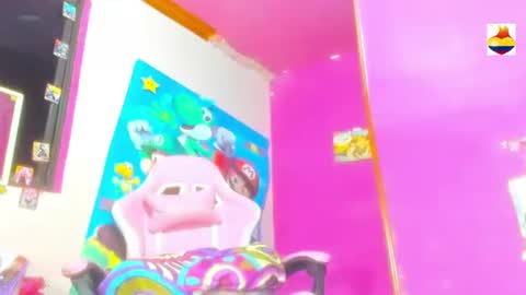 Snapshot of bunnygirl98 chatting on 03/12/26, 12:17 BARBYCHOCOLAT online show from 03/12/26, 12:17