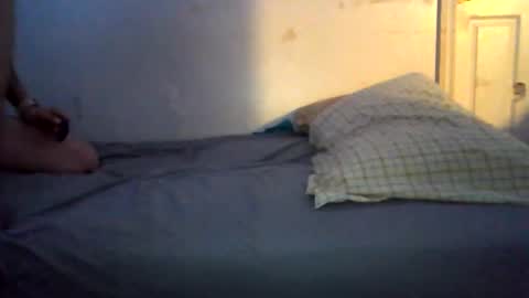 Snapshot of bunnynclyde8181 chatting on 11/18/25, 03:34 bunnynclyde8181 online show from 11/18/25, 03:34