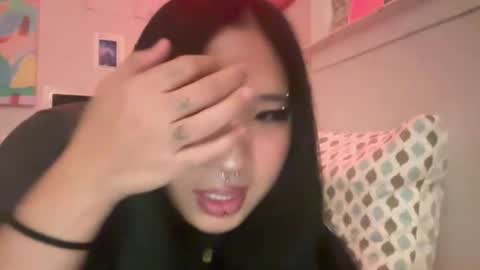 Snapshot of bunnysworld999 chatting on 02/16/25, 02:09 lulu online show from 02/16/25, 02:09