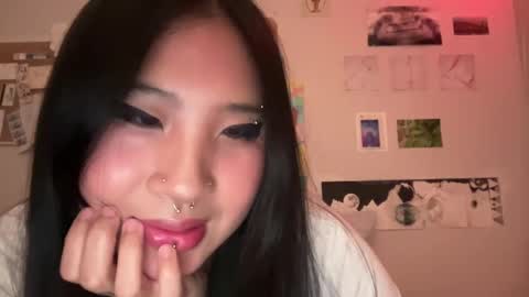 Snapshot of bunnysworld999 chatting on 03/09/25, 12:31 lulu online show from 03/09/25, 12:31