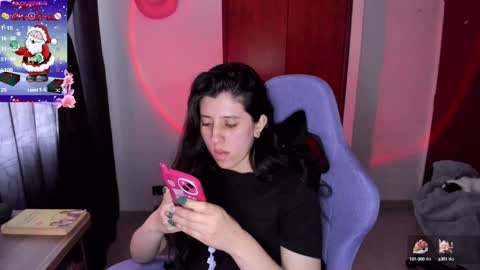 Snapshot of bunnyy09 chatting on 12/24/24, 08:16 Jess online show from 12/24/24, 08:16