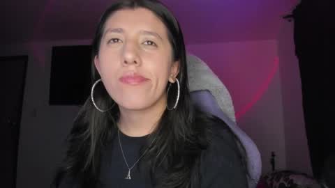 Snapshot of bunnyy09 chatting on 05/25/26, 02:17 Jess online show from 05/25/26, 02:17