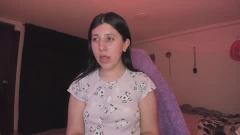 Snapshot of bunnyy09 chatting on 06/08/26, 03:07 Jess online show from 06/08/26, 03:07