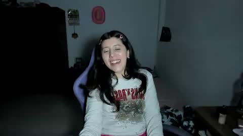Snapshot of bunnyy09 chatting on 07/24/26, 03:37 Jess online show from 07/24/26, 03:37