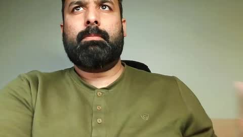 Snapshot of burlymonster chatting on 01/17/25, 11:38 Hairy Arabian online show from 01/17/25, 11:38