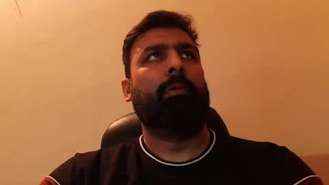 Snapshot of burlymonster chatting on 01/25/25, 05:40 Hairy Arabian online show from 01/25/25, 05:40