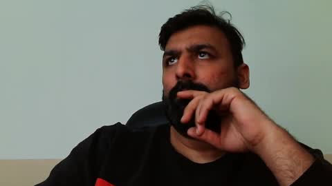 Snapshot of burlymonster chatting on 01/29/25, 05:09 Hairy Arabian online show from 01/29/25, 05:09