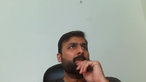 Snapshot of burlymonster chatting on 02/12/25, 12:22 Hairy Arabian online show from 02/12/25, 12:22