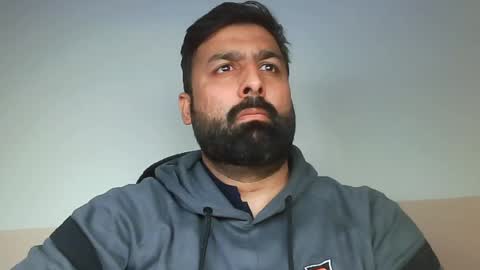 Snapshot of burlymonster chatting on 02/15/25, 11:06 Hairy Arabian online show from 02/15/25, 11:06