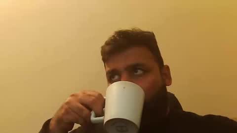 Snapshot of burlymonster chatting on 02/26/25, 10:15 Hairy Arabian online show from 02/26/25, 10:15