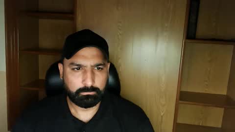 Snapshot of burlymonster chatting on 09/13/25, 07:30 Hairy Arabian online show from 09/13/25, 07:30