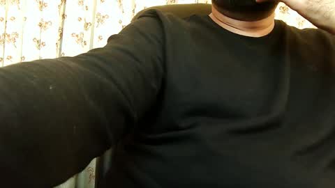 Snapshot of burlymonster chatting on 02/02/26, 01:10 Hairy Arabian online show from 02/02/26, 01:10