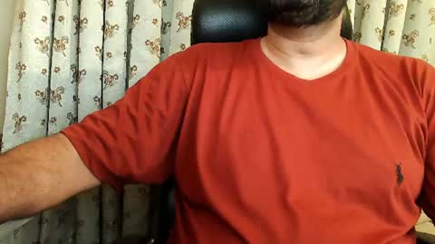 Snapshot of burlymonster chatting on 07/13/26, 06:33 Hairy Arabian online show from 07/13/26, 06:33