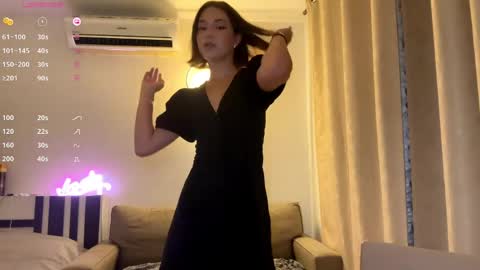 Snapshot of burmahimes chatting on 05/06/26, 08:58 Nica online show from 05/06/26, 08:58