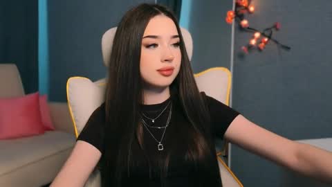 Amelia online show from 05/25/26, 04:18