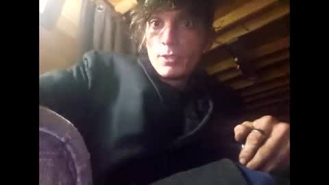 Snapshot of burntbuns710 chatting on 12/15/24, 08:52 LostSingledad online show from 12/15/24, 08:52