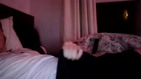 burnttoast6 online show from 11/29/25, 11:57