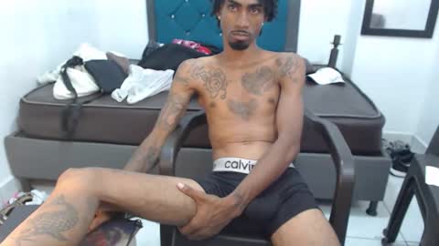 Snapshot of burrodelacosta chatting on 04/30/26, 01:45 burrodelacosta online show from 04/30/26, 01:45