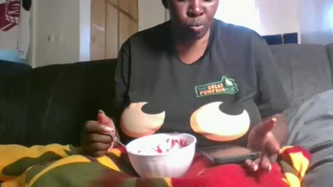 Snapshot of burstysasha chatting on 03/01/26, 07:43 burstysasha online show from 03/01/26, 07:43