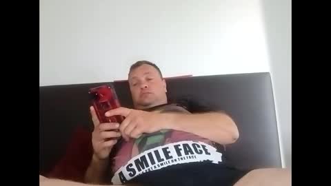 Snapshot of bury703709 chatting on 05/02/26, 12:32 Creazy dad online show from 05/02/26, 12:32