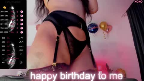 Larisa online show from 05/14/26, 07:53
