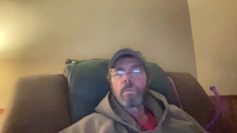 Snapshot of bushbeautician chatting on 12/22/24, 11:20 bushbeautician online show from 12/22/24, 11:20