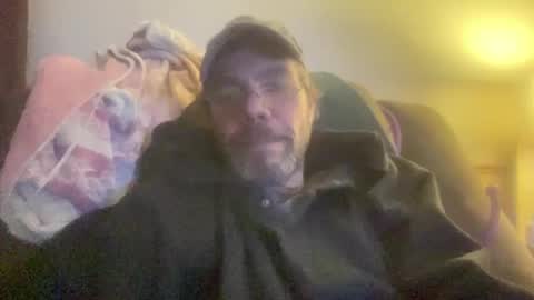 Snapshot of bushbeautician chatting on 01/22/25, 12:16 bushbeautician online show from 01/22/25, 12:16
