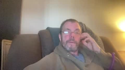 Snapshot of bushbeautician chatting on 03/09/25, 11:35 bushbeautician online show from 03/09/25, 11:35