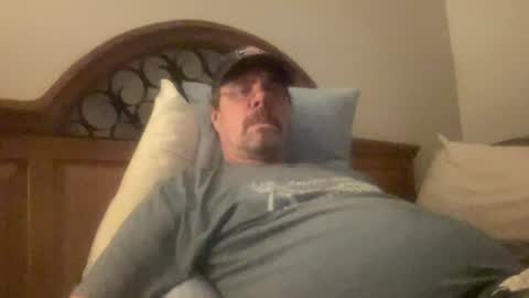 Snapshot of bushbeautician chatting on 06/17/26, 05:10 bushbeautician online show from 06/17/26, 05:10