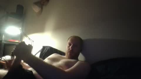 Snapshot of bushmate92 chatting on 12/08/24, 01:36 bushmate92 online show from 12/08/24, 01:36