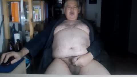 Snapshot of busibaer666 chatting on 12/03/25, 01:46 busi online show from 12/03/25, 01:46