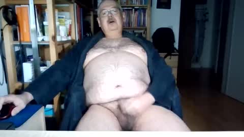 Snapshot of busibaer666 chatting on 02/21/26, 03:07 busi online show from 02/21/26, 03:07