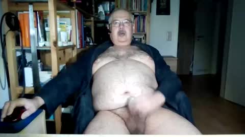 Snapshot of busibaer666 chatting on 03/07/26, 02:19 busi online show from 03/07/26, 02:19