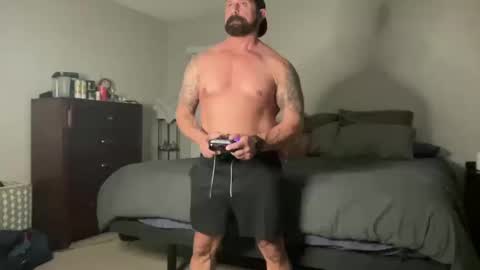 Snapshot of bustedsprockets chatting on 10/20/25, 01:28 Pocket Daddy cockring gaycouple cockring lovense daddy online show from 10/20/25, 01:28