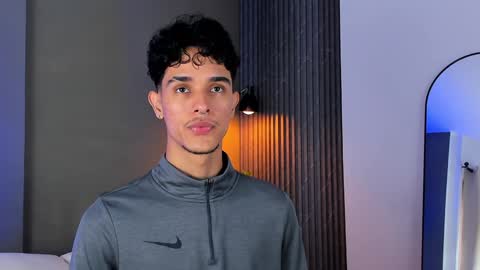 Buster independent model online show from 01/04/25, 12:16