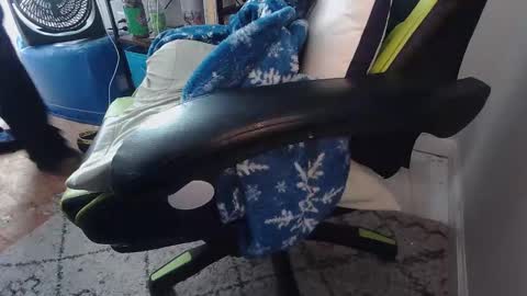 Busting online show from 03/03/26, 07:31