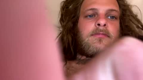 Snapshot of bustinyourbutt chatting on 02/03/25, 04:35 bustinyourbutt online show from 02/03/25, 04:35