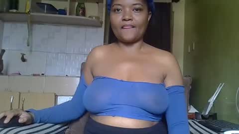 Snapshot of busty_kenzi chatting on 01/30/25, 11:33 busty kenzi online show from 01/30/25, 11:33