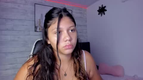 Snapshot of busty_melany chatting on 01/15/25, 02:17 Melany online show from 01/15/25, 02:17