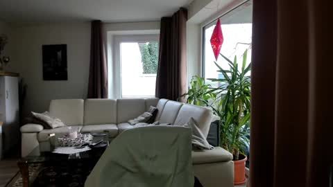 Natascha online show from 12/23/24, 12:08