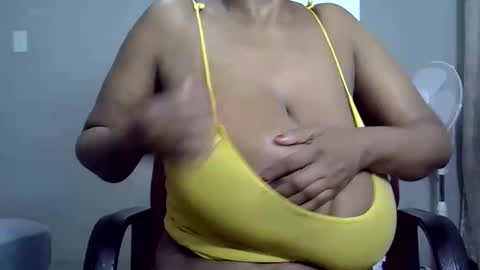 bustytessa37 online show from 02/27/25, 01:05