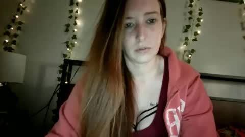 Snapshot of butcherbaby92 chatting on 03/08/26, 09:18 butcherbaby online show from 03/08/26, 09:18