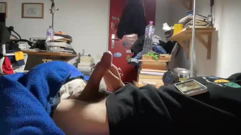 Snapshot of butolina chatting on 03/25/26, 12:16 butolina online show from 03/25/26, 12:16