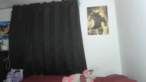 Snapshot of buttercup_milk chatting on 01/09/26, 05:21 Dylan online show from 01/09/26, 05:21