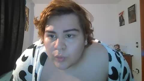 Snapshot of buttercup_milk chatting on 01/12/26, 05:01 Dylan online show from 01/12/26, 05:01