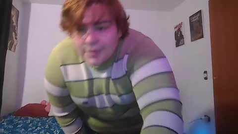 Snapshot of buttercup_milk chatting on 01/17/26, 05:01 Dylan online show from 01/17/26, 05:01